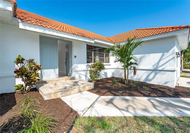 Photo 2 of Single family home for sale at 16 Leeward Dr, Placida, FL 33946 | MLS# O6453046 | Listing updated on 2026-10-28