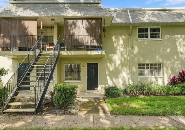 Photo 1 of Condo for sale at 525 Conway Rd #46, Orlando, FL 32807 | MLS# O6453047 | Listing updated on 2026-10-29