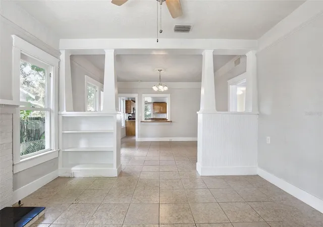 Photo 3 of Single family home for sale at 508 E Hugh St, Tampa, FL 33603 | MLS# O6453051 | Listing updated on 2026-10-29