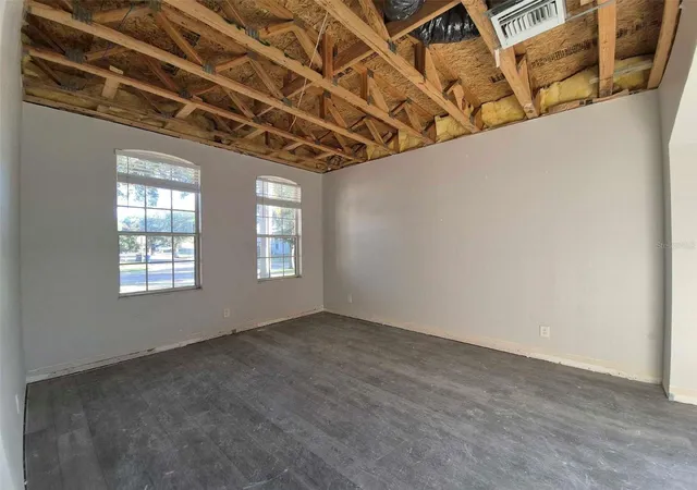Photo 2 of Single family home for sale at 8109 Orange Spring Dr, Ruskin, FL 33573 | MLS# O6453058 | Listing updated on 2026-10-29