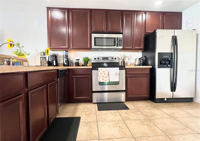 Listing Photo 5 - Condo for sale in building located at 292 Winding Vine Ln, ORLANDO, FL 32824 - Unit #17