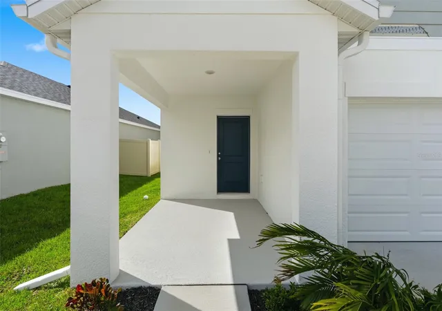 Photo 2 of Single family home for sale at 13009 Red Deer Pl, Parrish, FL 34219 | MLS# A4710988 | Listing updated on 2026-10-28