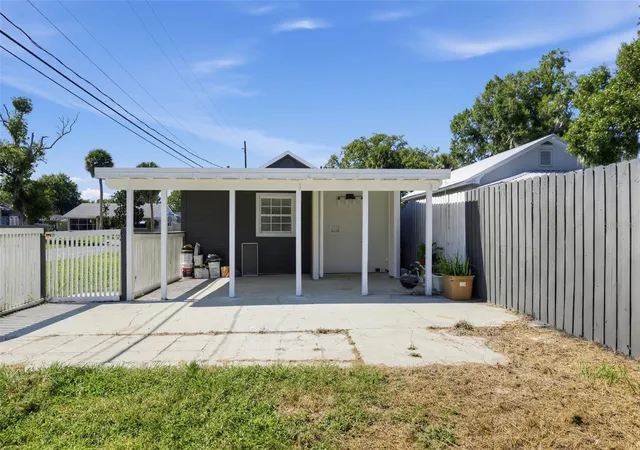 Photo 4 of Single family home for sale at 1423 Massachusetts Ave, Saint Cloud, FL 34769 | MLS# O6453065 | Listing updated on 2026-10-27