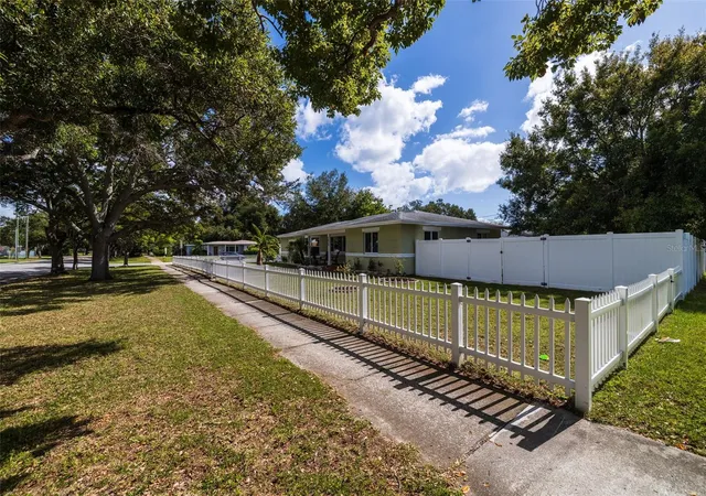Photo 1 of Single family home for sale at 1825 Cleveland St, Clearwater, FL 33765 | MLS# TB8561935 | Listing updated on 2026-10-29