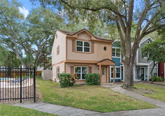 Photo 2 of Townhouse for sale at 935 Hamilton Ct, Palm Harbor, FL 34683 | MLS# TB8561936 | Listing updated on 2026-10-29