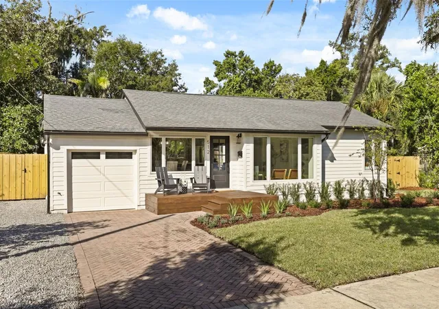 Photo 1 of Single family home for sale at 512 Mayfair Cir, Orlando, FL 32803 | MLS# O6453071 | Listing updated on 2026-10-29