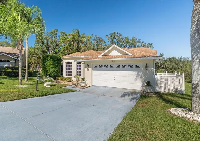 Photo 2 of Single family home for sale at 2112 Waterview Ter, Spring Hill, FL 34606 | MLS# W7890679 | Listing updated on 2026-10-28