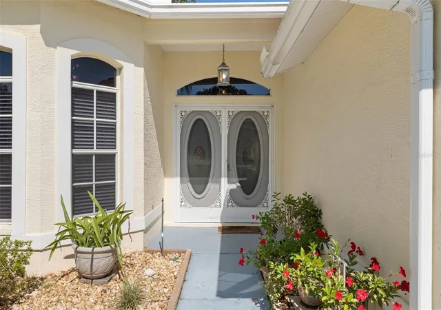 Photo 3 of Single family home for sale at 2112 Waterview Ter, Spring Hill, FL 34606 | MLS# W7890679 | Listing updated on 2026-10-28