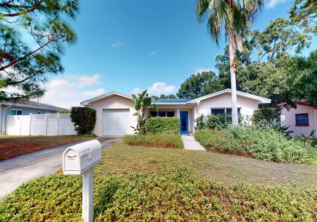 Photo 1 of Single family home for sale at 1618 Tuscola Rd, Clearwater, FL 33756 | MLS# TB8561939 | Listing updated on 2026-10-29