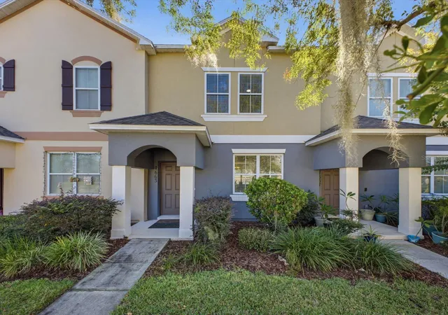 Townhouse for sale at 7663 Bramwell St, WINDERMERE, FL 34786 | MLS# TB8561943