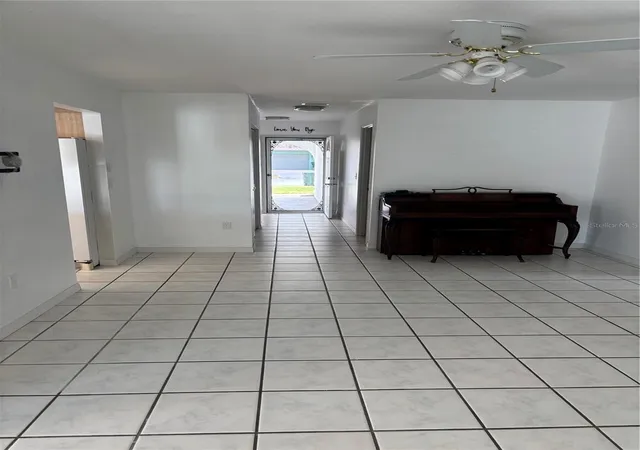 Photo 2 of Single family home for sale at 4202 Pasadena Cir, Sarasota, FL 34233 | MLS# A4710992 | Listing updated on 2026-10-30