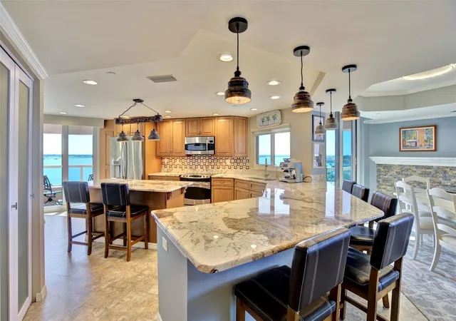 Photo 4 of Condo for sale at 1340 Gulf Blvd #10A, Clearwater Beach, FL 33767 | MLS# TB8561951 | Listing updated on 2026-10-29