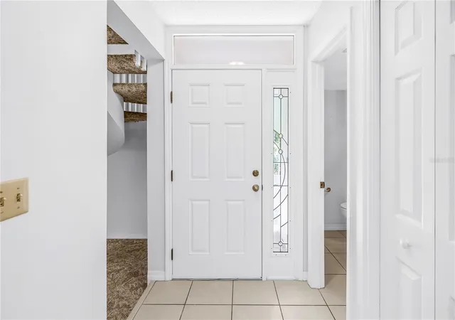 Photo 2 of Townhouse for sale at 1609 Watermark Cir NE, Saint Petersburg, FL 33702 | MLS# TB8561952 | Listing updated on 2026-10-28