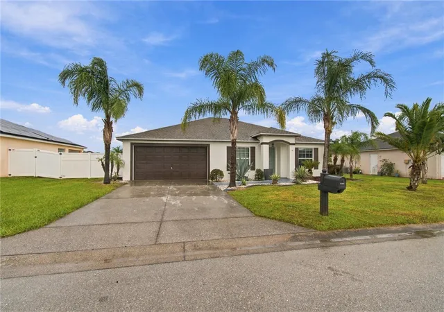 Single family home for sale at 376 Lake Eloise Pointe Dr, WINTER HAVEN, FL 33880 | MLS# TB8561956