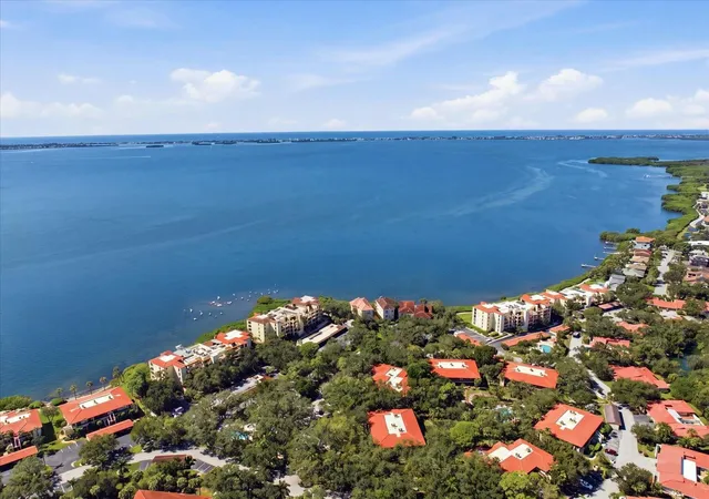 Photo 2 of Condo for sale at 6460 Mourning Dove Dr #305, Bradenton, FL 34210 | MLS# N6146354 | Listing updated on 2026-10-28
