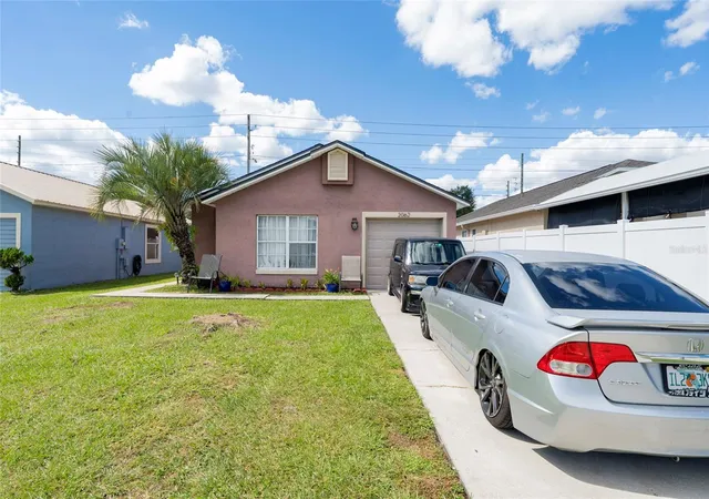 Photo 1 of Single family home for sale at 2062 Tropic Bay Ct, Orlando, FL 32807 | MLS# S5160292 | Listing updated on 2026-10-28