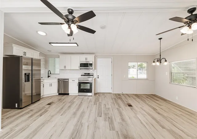 Photo 2 of Manufactured home for sale at 2055 S Floral Ave #306, Bartow, FL 33830 | MLS# L4966073 | Listing updated on 2026-10-29