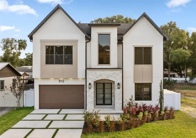Photo 1 of Single family home for sale at 812 W Kentucky Ave, Tampa, FL 33603 | MLS# TB8561984 | Listing updated on 2026-10-30