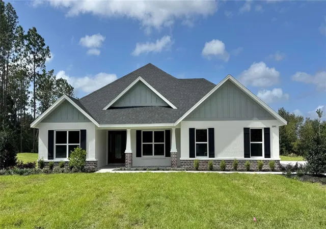 Single family home for sale at 18441 SW 66th Loop, DUNNELLON, FL 34432 | MLS# OM734792