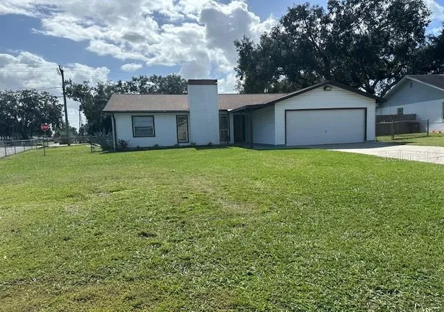 Single family home for sale at 5910 Doe Cir W, LAKELAND, FL 33809 | MLS# L4966074