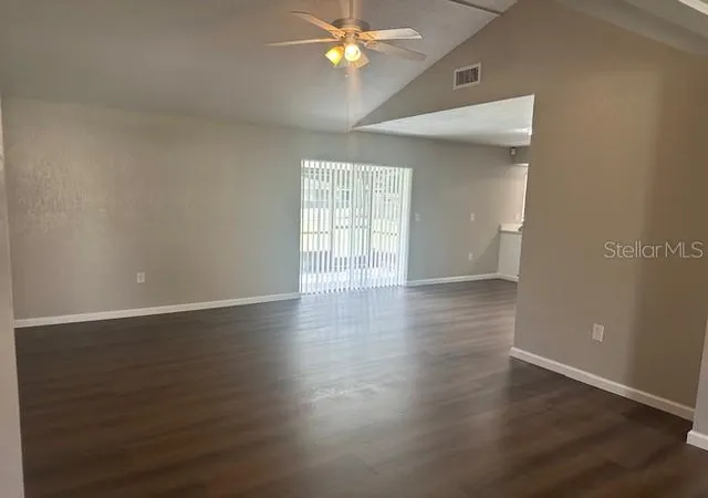 Photo 3 of Single family home for sale at 5910 Doe Cir W, Lakeland, FL 33809 | MLS# L4966074 | Listing updated on 2026-10-28