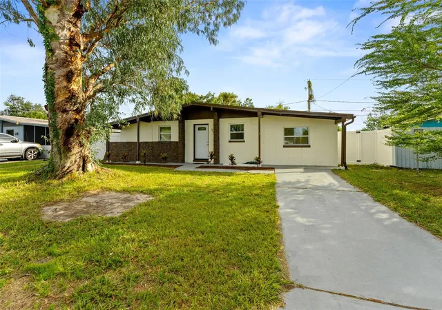 Photo 1 of Single family home for sale at 8307 Libby Ln, Tampa, FL 33619 | MLS# TB8561992 | Listing updated on 2026-10-28