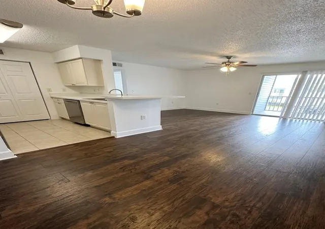 Photo 3 of Condo for sale at 1218 Bermuda Lakes Ln #203, Kissimmee, FL 34741 | MLS# S5160297 | Listing updated on 2026-10-28