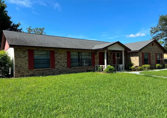 Photo 1 of Single family home for sale at 8936 Rose Hl Dr, Orlando, FL 32818 | MLS# S5160298 | Listing updated on 2026-10-28