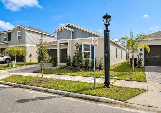 Photo 3 of Single family home for sale at 4753 Golden Knight Blvd, Kissimmee, FL 34746 | MLS# O6453134 | Listing updated on 2026-10-29