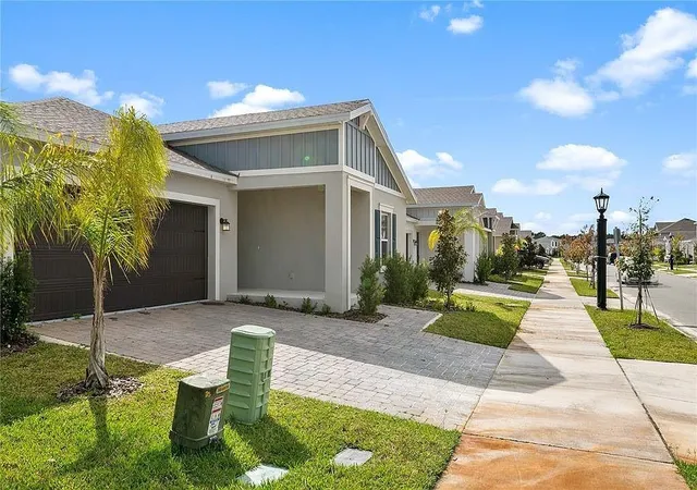 Photo 4 of Single family home for sale at 4753 Golden Knight Blvd, Kissimmee, FL 34746 | MLS# O6453134 | Listing updated on 2026-10-29