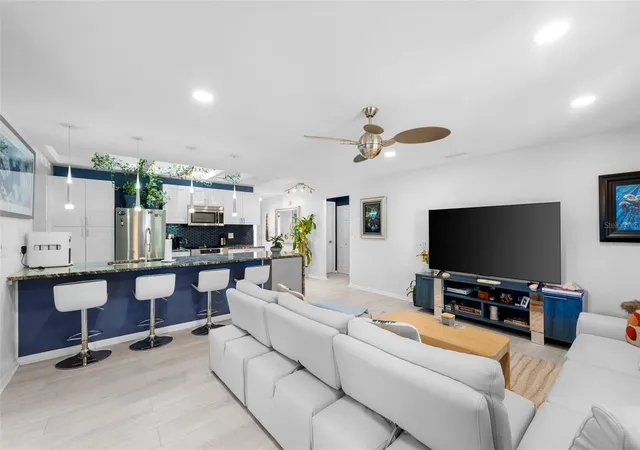 Photo 3 of Single family home for sale at 3013 W Arch St, Tampa, FL 33607 | MLS# TB8562011 | Listing updated on 2026-10-29