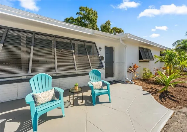 Photo 2 of Single family home for sale at 213 Park St N, Saint Petersburg, FL 33710 | MLS# TB8562025 | Listing updated on 2026-10-29