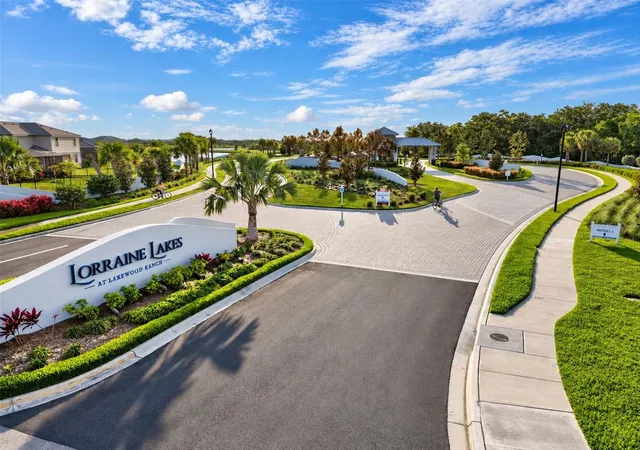 Photo 2 of Single family home for sale at 4918 Oyster Pearl St, Bradenton, FL 34211 | MLS# A4711033 | Listing updated on 2026-10-30