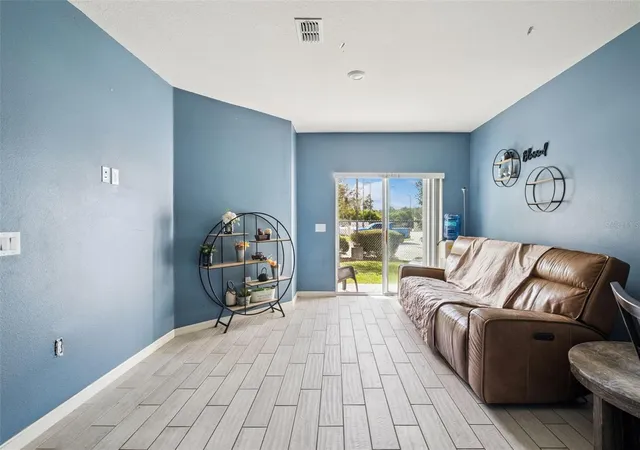 Photo 2 of Townhouse for sale at 3452 Bellissimo Ave, Kissimmee, FL 34746 | MLS# O6453157 | Listing updated on 2026-10-29