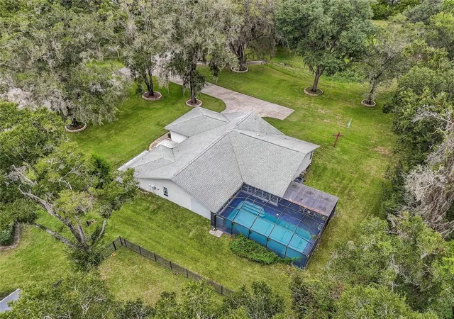 Photo 2 of Single family home for sale at 9896 Domingo Dr, Brooksville, FL 34601 | MLS# TB8562033 | Listing updated on 2026-10-29