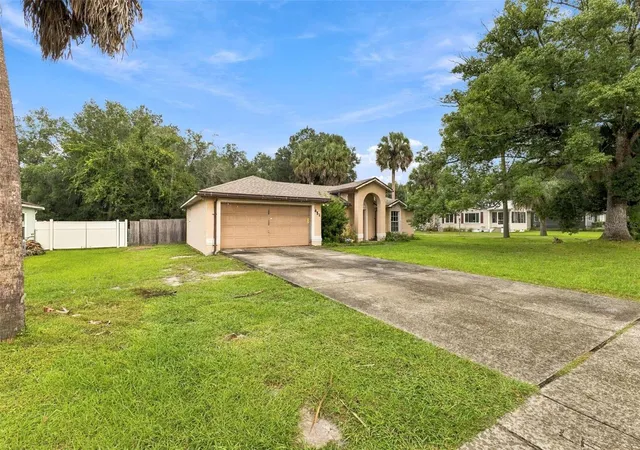 Photo 1 of Single family home for sale at 451 E French Ave, Orange City, FL 32763 | MLS# TB8562036 | Listing updated on 2026-10-30