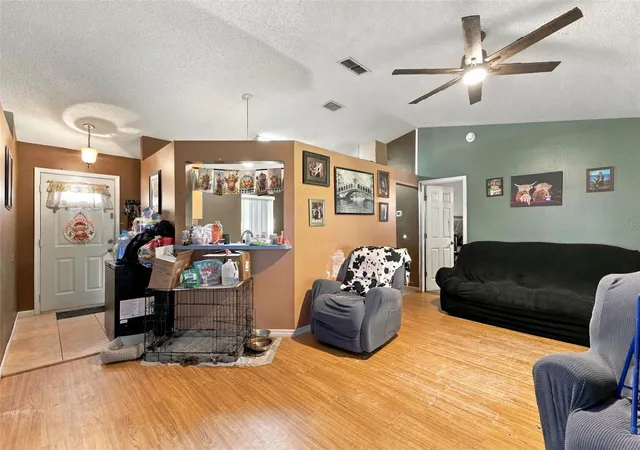 Photo 4 of Single family home for sale at 451 E French Ave, Orange City, FL 32763 | MLS# TB8562036 | Listing updated on 2026-10-30