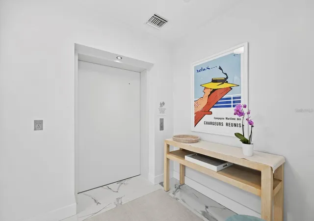 Photo 2 of Condo for sale at 1155 N Gulfstream Ave #906, Sarasota, FL 34236 | MLS# A4711041 | Listing updated on 2026-10-28