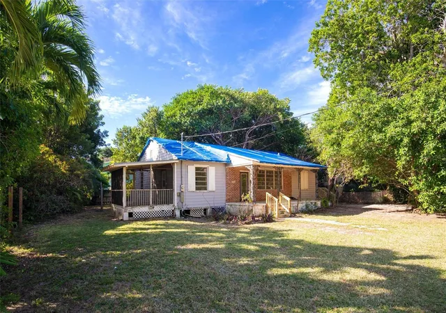 Photo 1 of Single family home for sale at 19552 Aztec St, Summerland Key, FL 33042 | MLS# TB8562058 | Listing updated on 2026-10-29