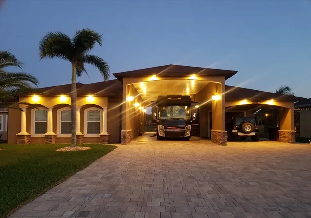 Photo 1 of Single family home for sale at 830 Two Pond Rd, Polk City, FL 33868 | MLS# L4966083 | Listing updated on 2026-10-31