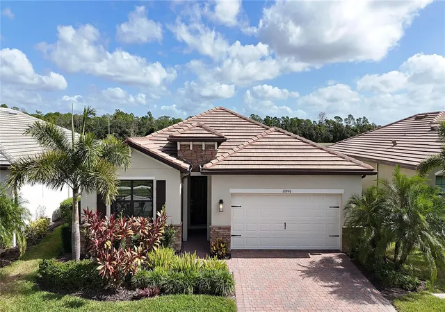 Single family home for sale at 20846 Fetterbush Pl, VENICE, FL 34293 | MLS# N6146362