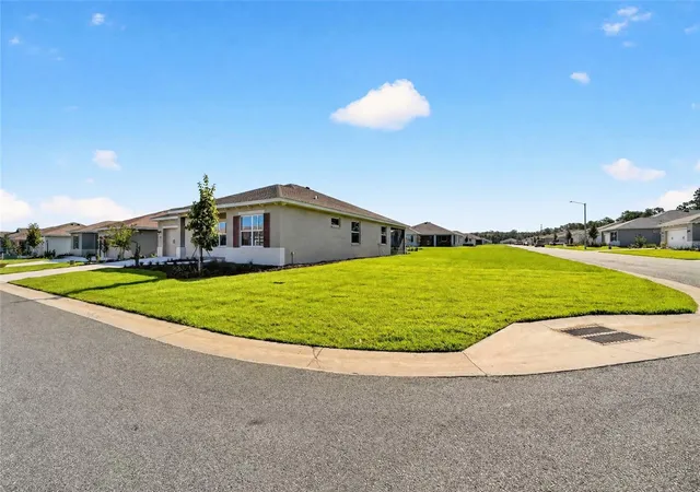 Photo 3 of Single family home for sale at 10447 SW 107th Court, Ocala, FL 34481 | MLS# OM734803 | Listing updated on 2026-10-28
