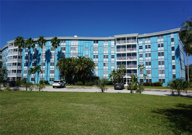 Photo 1 of Condo for sale at 3315 58th Avenue S #612, Saint Petersburg, FL 33712 | MLS# TB8562079 | Listing updated on 2026-10-28