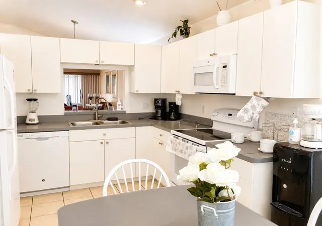 Photo 4 of Single family home for sale at 14144 Whitecap Ave, Hudson, FL 34667 | MLS# W7890686 | Listing updated on 2026-10-29