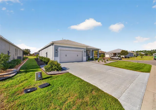 Photo 3 of Single family home for sale at 9064 SW 78th Street Rd, Ocala, FL 34481 | MLS# OM734805 | Listing updated on 2026-10-28