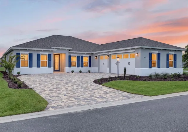 Photo 1 of Single family home for sale at 10185 SW 84th Street Rd, Ocala, FL 34481 | MLS# OM734807 | Listing updated on 2026-10-28