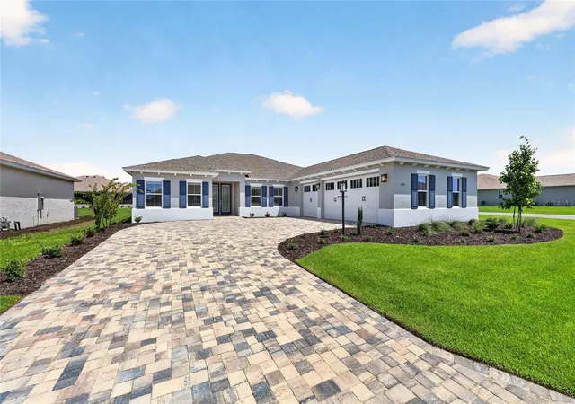 Photo 4 of Single family home for sale at 10185 SW 84th Street Rd, Ocala, FL 34481 | MLS# OM734807 | Listing updated on 2026-10-28