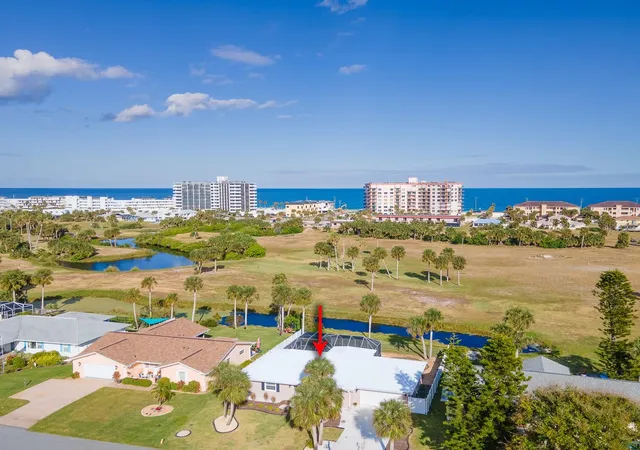 Photo 3 of Single family home for sale at 273 Ocean Palm Dr, Flagler Beach, FL 32136 | MLS# FC322399 | Listing updated on 2026-10-28