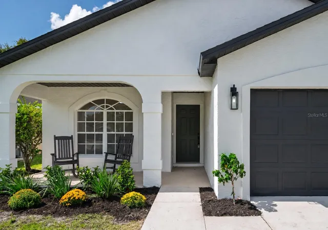 Photo 1 of Single family home for sale at 2810 Palm Isle Way, Orlando, FL 32829 | MLS# O6453217 | Listing updated on 2026-10-28