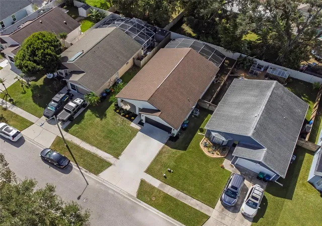 Photo 3 of Single family home for sale at 2810 Palm Isle Way, Orlando, FL 32829 | MLS# O6453217 | Listing updated on 2026-10-28